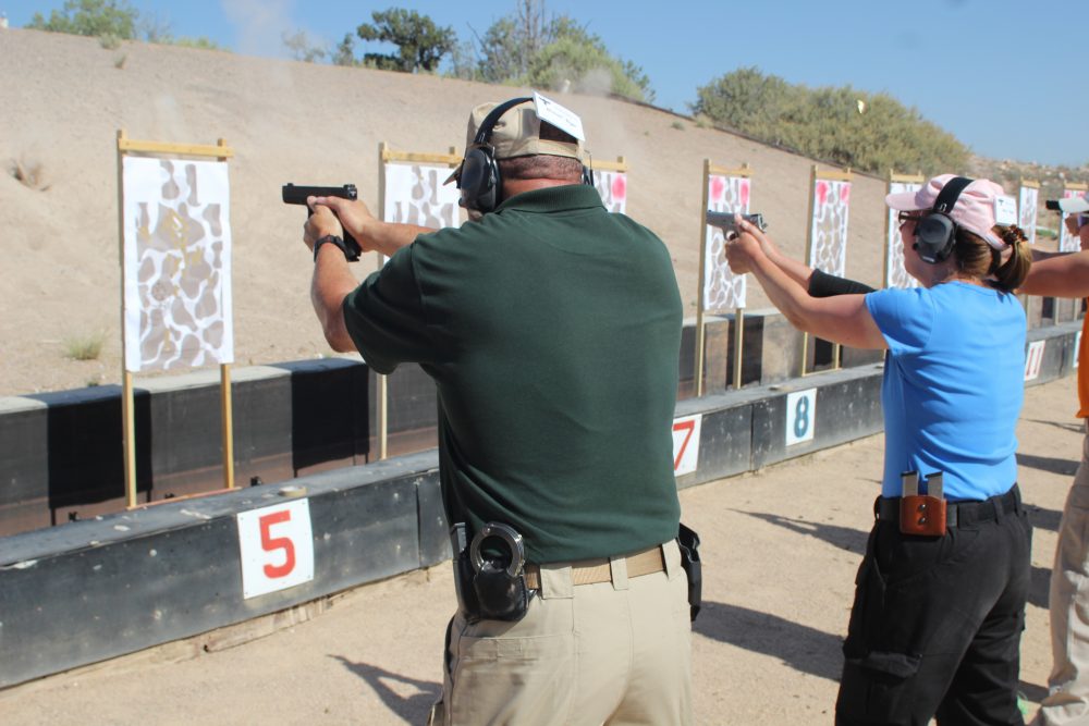 Students in recent Gunsite Academy 250 Pistol class illustrate variety of body positions while using Weaver stance.