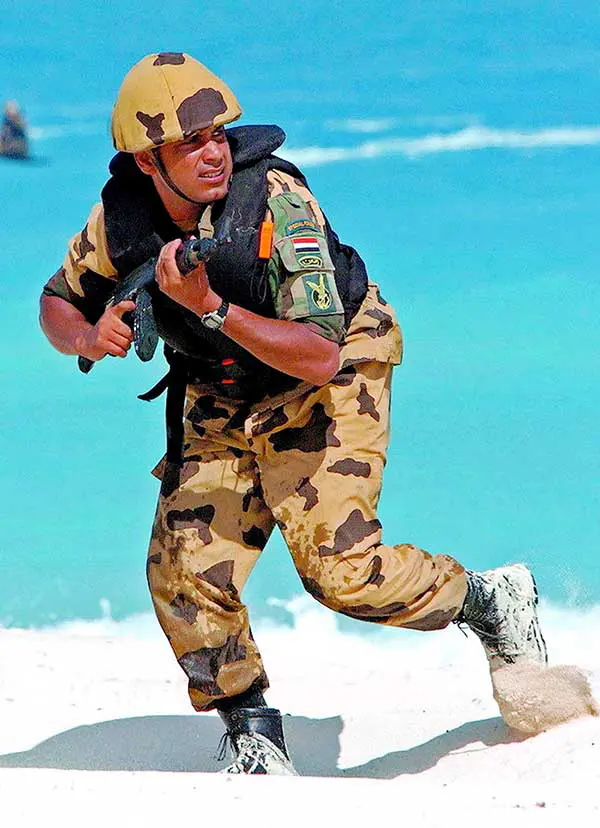 Member of Egypt’s Unit 777 counterterrorist unit armed with Maadi AK-47. Photo: Egyptian Army