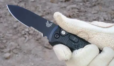 Benchmade-Casbah-has-excellent-ergonomics-and-works-well-with-all-grip-styles