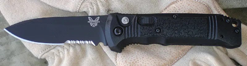 Benchmade-Casbah-is-an-auto-opening-knife-that’s-ideal-for-duty-or-EDC