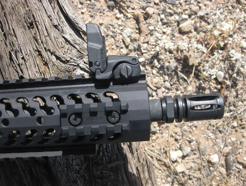 Front-sight-is-also-from-Magpul