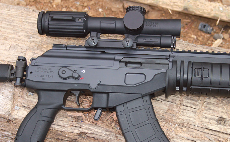Polymer-lower-receiver-aids-in-reducing-weight-of-Galil-ACE-rifle