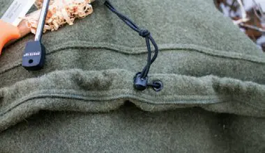 Waistband-is-drawn-shut-with-elastic-band-and-paracord-lock