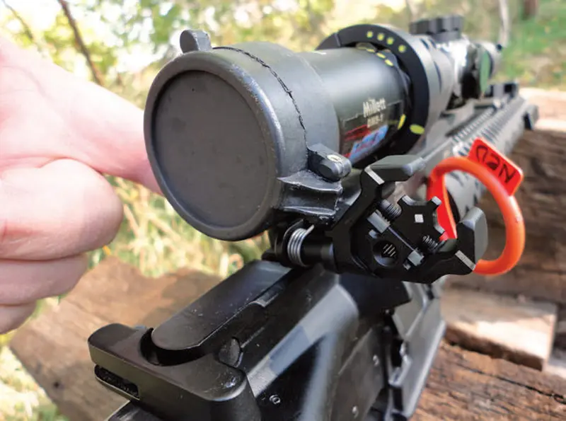 Diamondhead-rear-sight-in-deployed-position