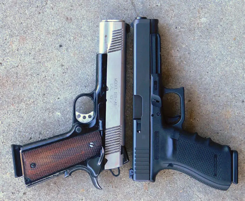 G41-compared-to-a-1911-pistol