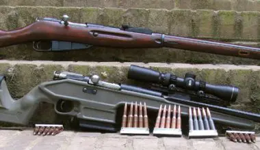 M44-Mosin-Nagant-rifle-is-an-evolutionary-offspring-of-the-older-M91-(top)
