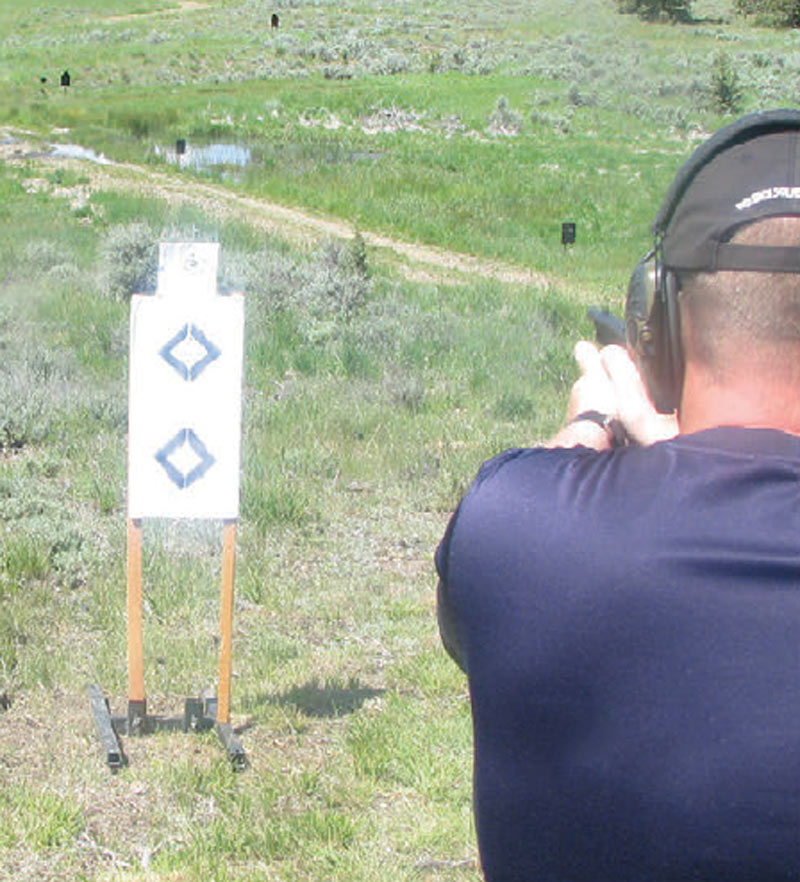 Sgt.-Boothe-shoots-at-ten-yards.