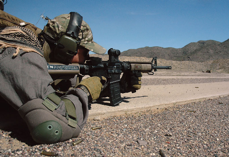 Steve-Furbush-fires-graded-exercise-during-EAG-class-at-Casa-Grande,-Arizona-PD