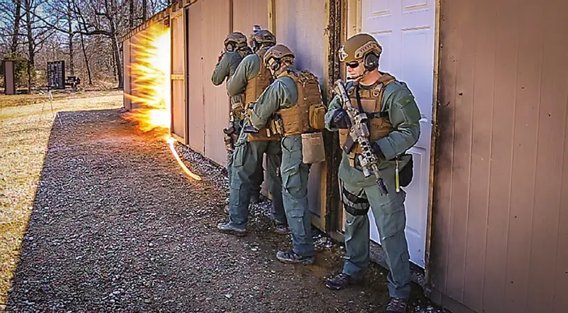 Established-in-1991,-TEES-was-the-first-fulltime-school-that-focused-on-the-mission-specific-skill-of-explosive-breaching