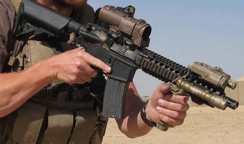 Even-with-this-MK18,-accessories-and-hand-are-farther-forward-than-possible