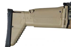 FN-SCAR-Heavy-has-six-position-plastic-stock-with-adjustable-cheek-pad-that-is-easy-to-extend