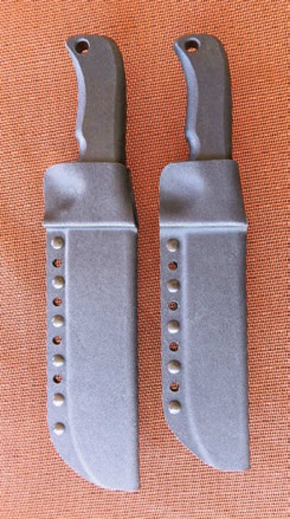 Maxpedition-Large-and-Medium-Short-Clip-Point-knives-in-their-sheaths