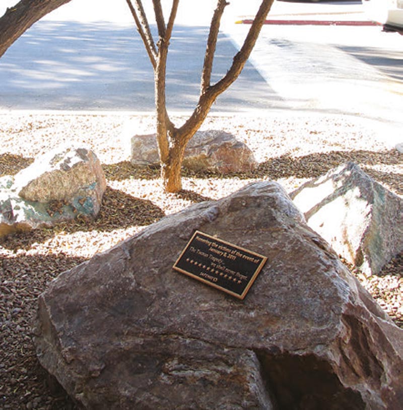 Memorial-at-site-of-Tucson-shooting