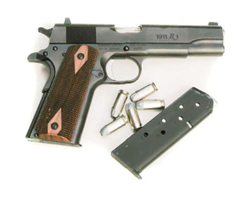 Remington-R1-with-Aquila-IQ-ammo