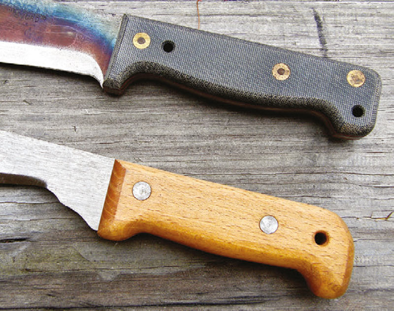 Svord-Golok’s-handle-is-more-comfortable-and-non-slip-than-that-of-the-Martindale-at-bottom