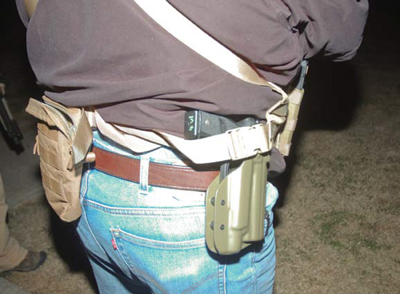 An-improperly-adjusted-chest-rig-and-a-highride-holster-add-up-to-an-inaccessible-pistol