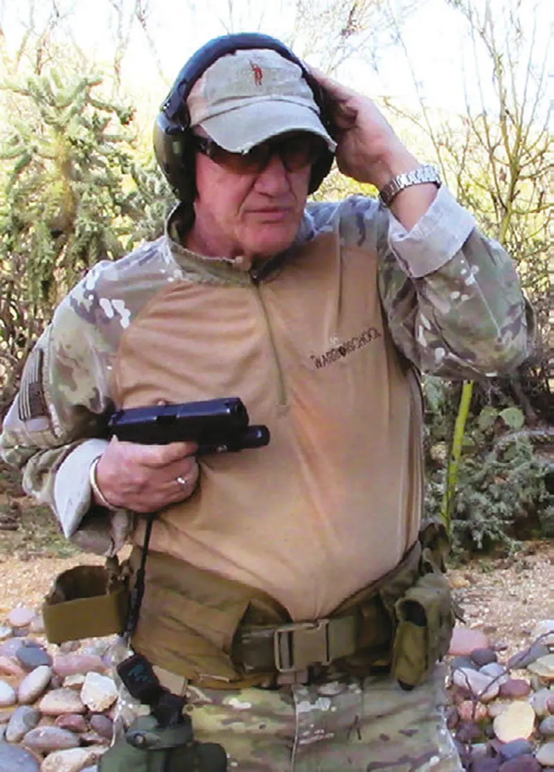 Close Quarters Shooting SWAT Survival Weapons Tactics close-quarters-shooting-swat-survival-weapons-tactics