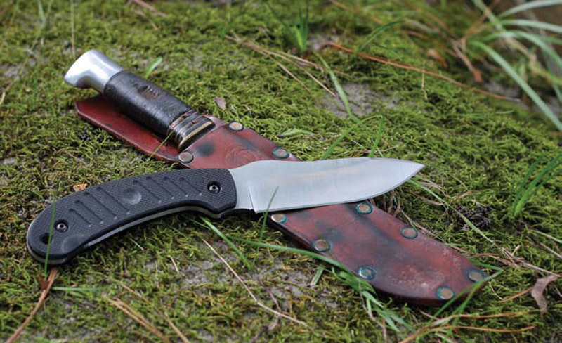 N’yati-is-a-working-tactical-knife-in-the-tradition-of-the-frontiersmen’s-Green-River-knives