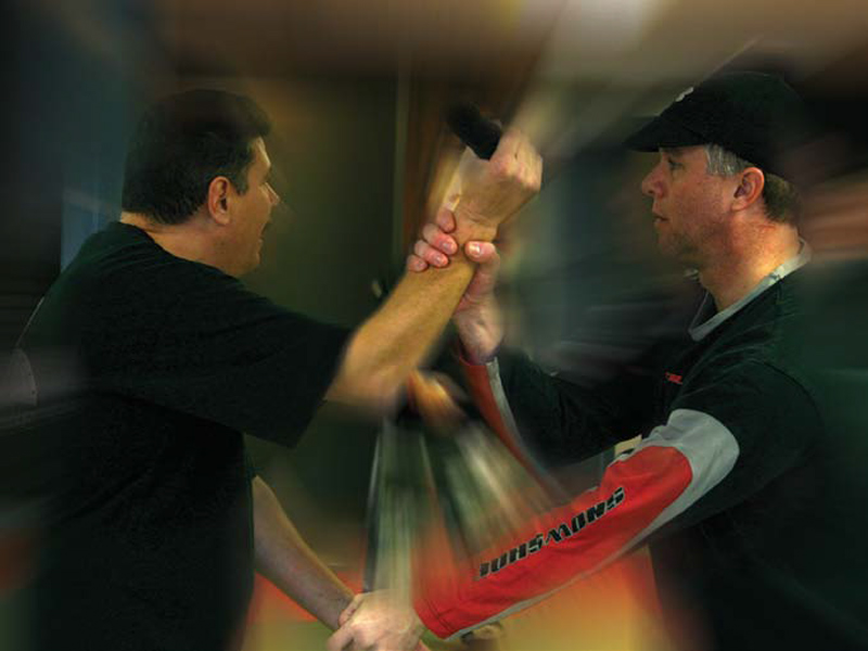 Tom-Sotis-discusses-how-to-defeat-grabs