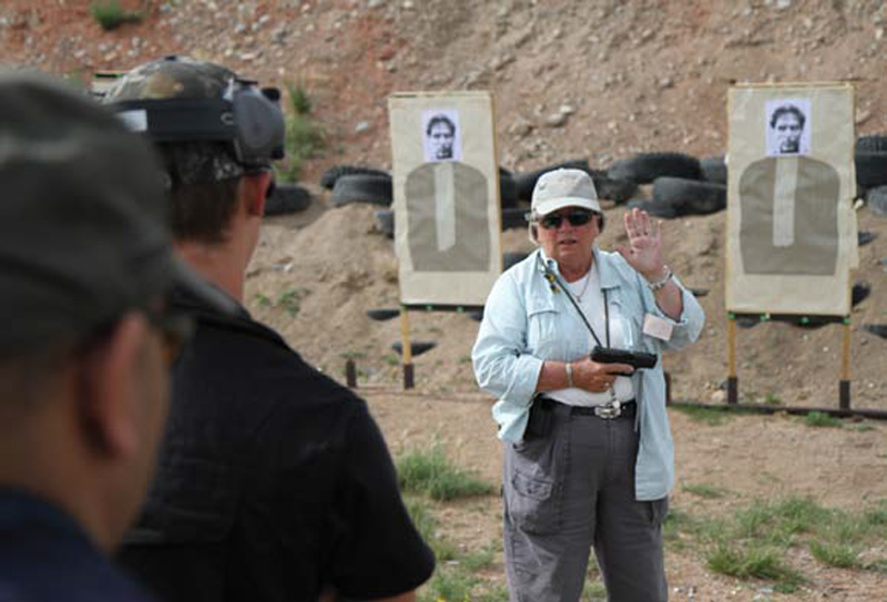 Vicki-Farnam-addresses-students