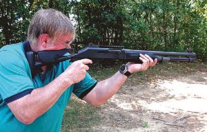 Benelli-M3-shotgun-with-military-type-collapsible-stock-is-quite-good