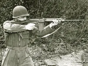 During-U.S.-trials,-soldier-fires-T48-on-full-auto